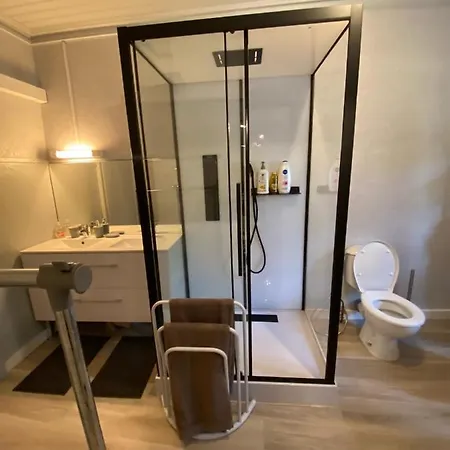 Restaurant L'escale Chez Mimi Hotel Bioule