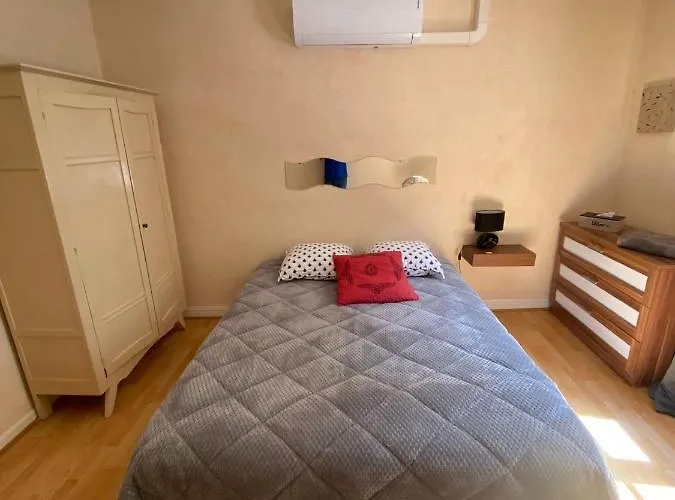 Hotel Restaurant L'escale Chez Mimi *