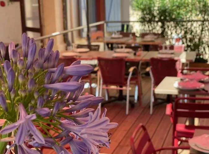 Restaurant L'escale Chez Mimi Hotel *